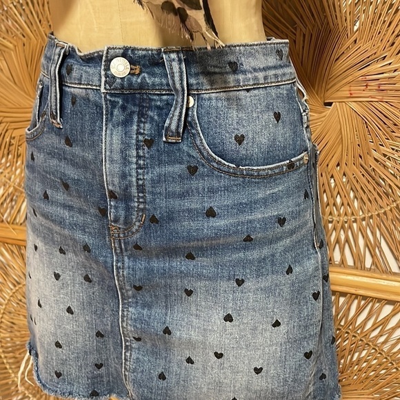 Madewell Jean Skirt Mini Black Heart Print Denim 26 Stretch Fray Blue - Picture 2 of 16